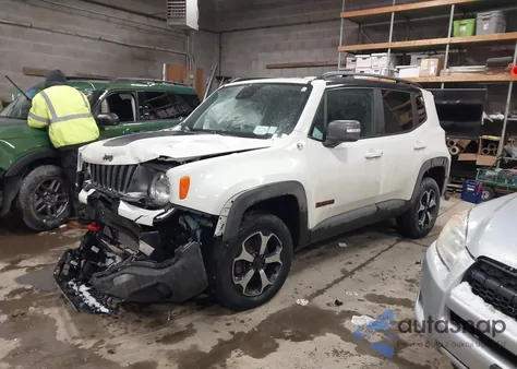 2021 Jeep Renegade Trailhawk 4X4 z USA, uszkodzony, nr VIN ZACNJDC13MPM29032